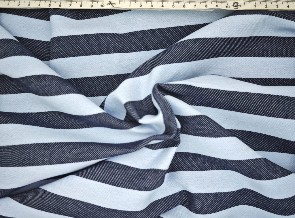 Jacquard rayas marino celeste