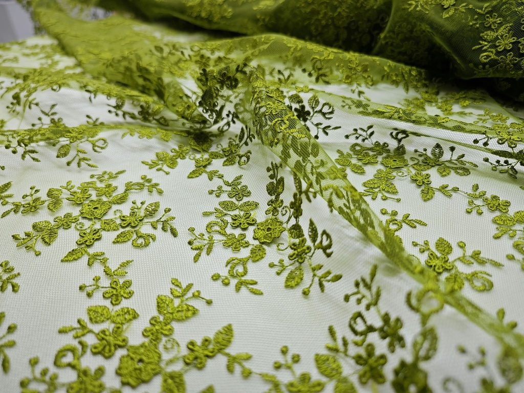 Tul bordado nerea verde