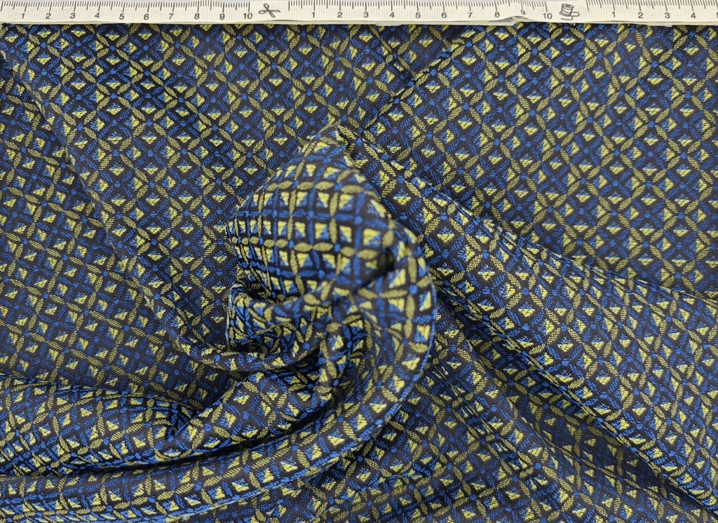 Jacquard  strech rombito azul