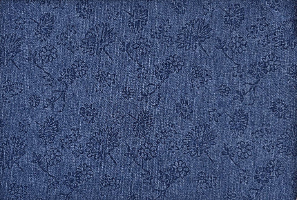 Vaquero relieve flores