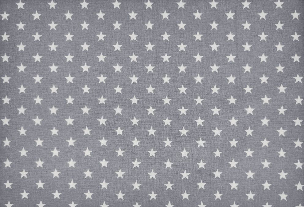 Popelín gris medio con estrellas